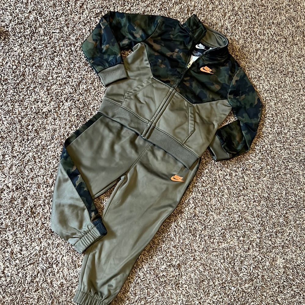 Camo Nike set 24m